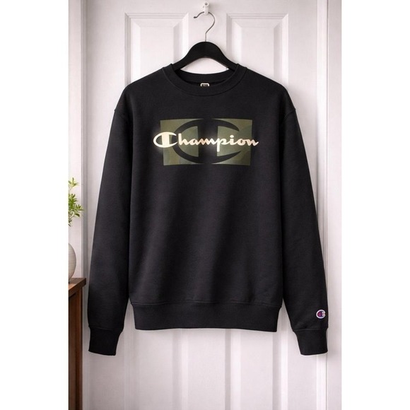 Champion Other - Champion Black w Camo Logo Graphic Crewneck Men's Medium Sweater Top